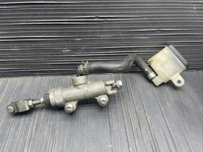 Suzuki GSXR750 2006 cilindro maestro de freno trasero, OEM #11525 Foto 1 de 4
