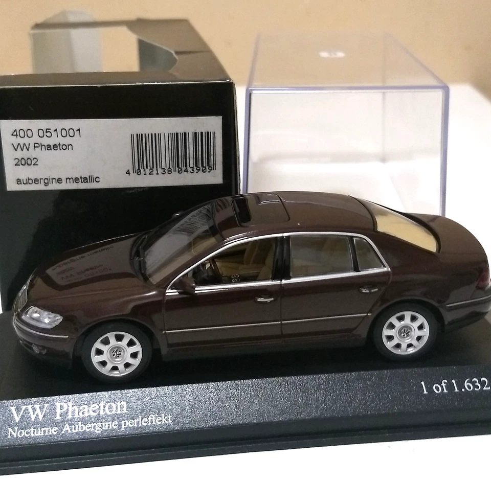 Minichamps 1/43 VW Phaeton 2002 400051001 aubergine Metallic 1632 pcs - Immagine 1 di 4