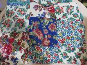 April Cornell patchwork table runner, pretty print, NWT - Picture 1 of 5