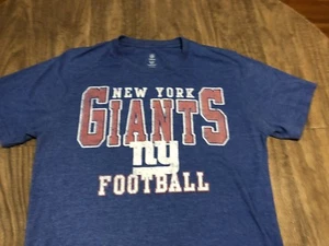 New York Giants Retro Faded Style Medium Blue T Shirt NFL Team Apparel - Picture 1 of 6