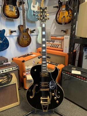 Dean Colt Bigsby con Piezo 2021 - Negro clásico Foto 1 de 4