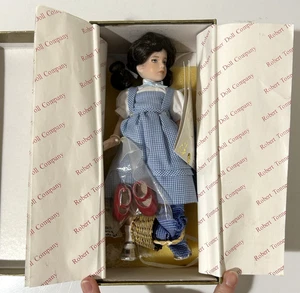 ROBERT TONNER Doll Company DOROTHY GALE Wizard Of Oz #66/500 W COA No Stand/Toto - Bild 1 von 13