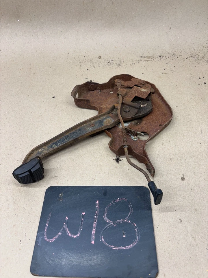 1980-1991 Ford f150 f250 f350 Bronco WORKING EMERGENCY BRAKE WORKING CONDITION - Image 1 of 4