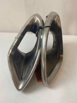 Exhaust Tail Pipes/PAIR SUZUKI KIZASHI 13 Pair blemishes see-pics Foto 1 de 4