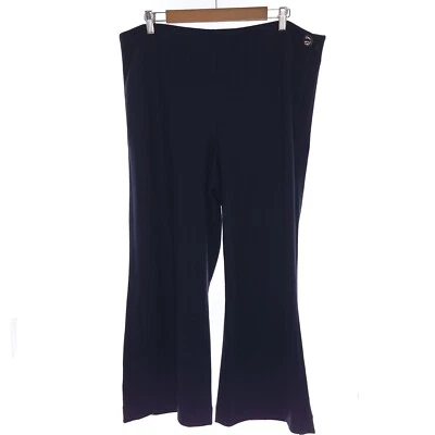 Pantalones cortos acampanados Vince negros lisos talla 16 para mujer acogedores de mezcla de lana Foto 1 de 4