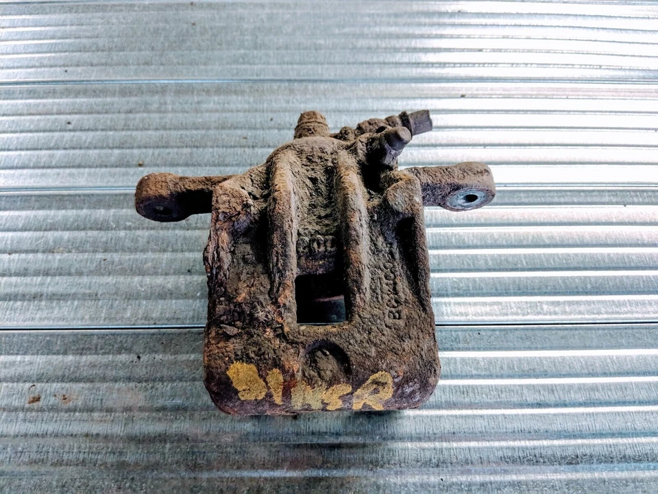 HYUNDAI TUCSON KIA SPORTAGE NSR PASSENGR LH REAR BRAKE CALIPER I - Image 1 of 2