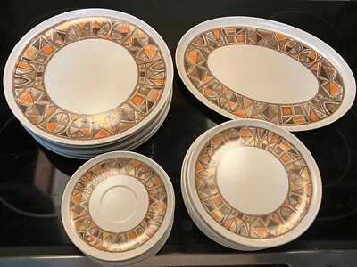 Винтажный набор посуды Lenox 33 шт. геометрическая мозаика оранжевый коричневый - Изображение 1 из 4