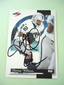 Harvey Williams - 1996 Score Autographed Football card #39 - Raiders - RB - Picture 1 of 2