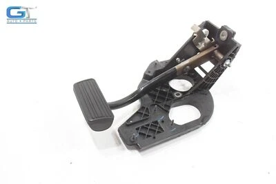 Chevrolet Suburban 2015-2020 pedal de parada de freno con soporte OEM Foto 1 de 4