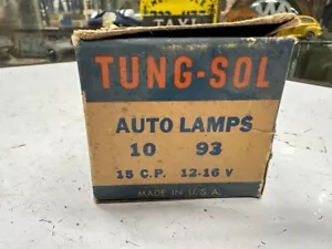 Vintage NOS BOX 7 AUTO Car Old TRUCK Turn Signal Parking Light Bulb 93 12-16V - Picture 1 of 5