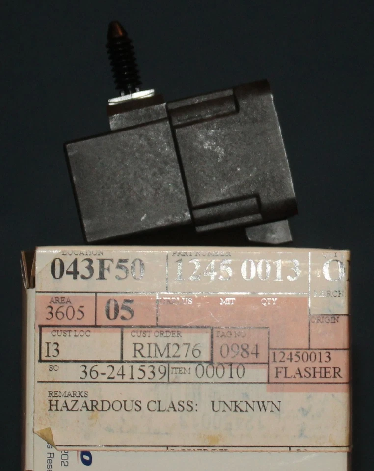 NOS 1995-02 Chevrolet Impala Hazard Light Turn Signal Blinker Flasher GM Lumina - Image 1 of 1