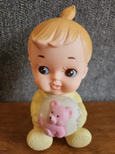Süßes kleines Mädchen Quetschspielzeug ca. 70er Jahre - Bild 1 von 8