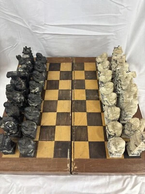 Asian Oriental Japanese Figure Themed Chess Set Folding Box Portable Complete - Image 1 of 4