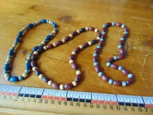 Drei 60er Jahre Holzperlen Choker - blau, braun, natur - Bild 1 von 2