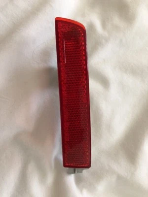 NUEVO OEM Nissan 11-15 Juke Murano Quest pasajero derecho R parachoques reflector Foto 1 de 4