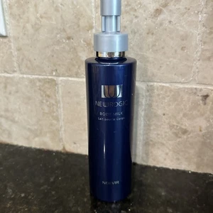 NOEVIR Newrogic Body Milk Made In Japan 150ml NEW Sealed - Picture 1 of 5