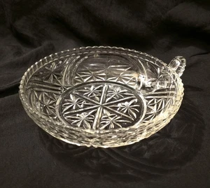 Vintage 1960s Anchor Hocking 6 Inch Stars & Bars Olive/Candy "Nappy Dish" - Picture 1 of 6