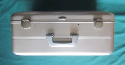 Zero Halliburton Centurion Elite 定制银色保护壳 21" X 13.5" X 9" Mad in USA — 第 1/4 张图片