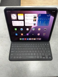 Apple iPad Pro 4th Gen. 128GB, Wi-Fi & CELLULAR , 12.9 in - Silver - Picture 1 of 3