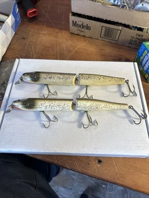 VTG CREEK CHUB GIANT JOINTED PIKIE 800 WOOD FISHING LURE Lot Of 2 Silver Flash - Image 1 of 4