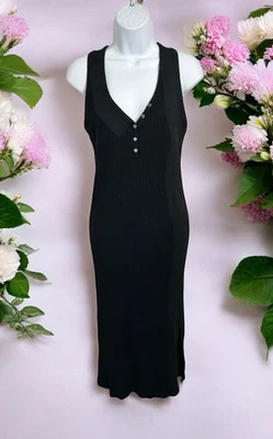 Vestido Converse Negro Acanalado Ajustado Midi Talla Pequeña Sin Mangas Cuello en V Informal Foto 1 de 4