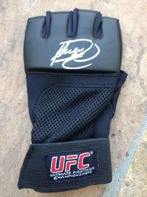 *RASHAD EVANS*SIGNED*AUTOGRAPHED*UFC*GLOVE*MMA*PROOF*COA* - Image 1 of 4