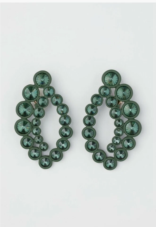 Pendientes de clip H&M HM Studio A/W 2021 estrás verde *Colección limitada* Foto 1 de 3