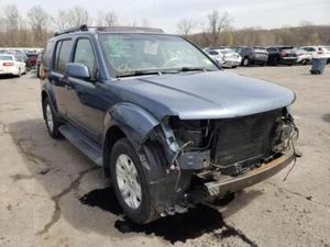 Pinza de freno trasera derecha Nissan Pathfinder 05 - Imagen 1 de 10