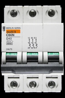 MERLIN GERIN 40 AMP CURVE D 6kA TRIPLE POLE MCB CIRCUIT BREAKER C60N 24678 - Image 1 of 4