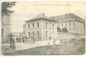 CP 02 Aisne - Laon - Caserne Saint-Vincent - 45e Régiment d'Artillerie - Picture 1 of 2
