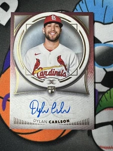 DYLAN CARLSON 2021 TOPPS DEFINITIVE RC ROOKIE AUTO /50 ST. LOUIS CARDINALS - Picture 1 of 6