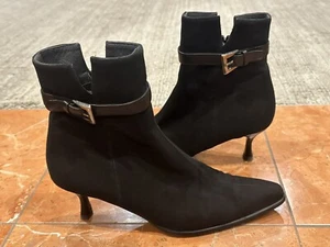 STUART WEITZMAN BLACK GORE-TEX ANKLE BOOTS SIDE ZIP POINT TOE 35573 SPAIN 6 M EU - Picture 1 of 9