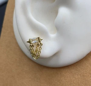 Piercing da Orecchio Zircone rettangolare e 2 Catene  Acciaio Chirurgico dorato - Imagen 1 de 4