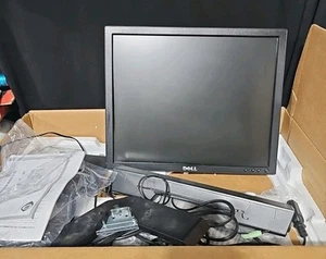 Dell 17 Zoll Monitor mit Soundbar E170SB - Bild 1 von 9