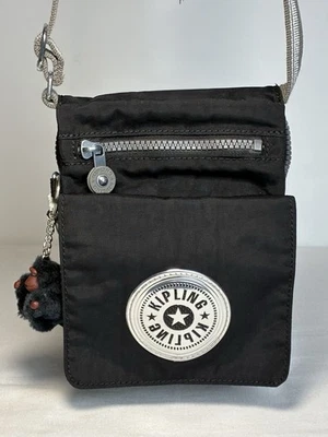 KIPLING Nueva Bandolera Eldorado Nylon Negra y Plateada con Llavero Mono EXCELENTE ESTADO Foto 1 de 4