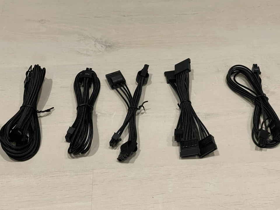 Corsair PSU Power Supply Cables - Type 5 RMx HX PCIe SATA Molex CPU Sleev Shield - Image 1 of 1