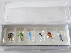 PREISER ( 79111 ) BOITE NEUVE DE 5 PASSANTS ET 1 POLICIER  ÉCHELLE N 1/160 - Photo 1/1