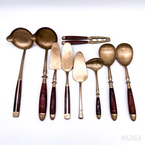 Juego de cucharones de latón vintage, elevador de tartas y cascanueces, mango de madera 9 piezas - Imagen 1 de 12