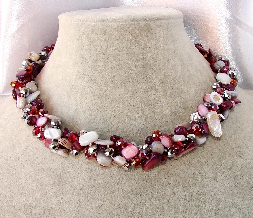 Collana girocollo Madreperla pietre Dure,perle,cristalli da donna,new collezione - Immagine 1 di 1