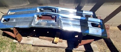 Mercury Monterey 1964, Montclair, parachoques delantero Parklane sección central Foto 1 de 4