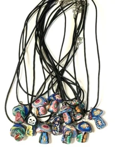 Ciondolo Funghi Ciondolo Fungo Argilla Fungo 18" Choker Colore Casuale Collana Venditore USA - Foto 1 di 5