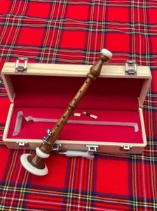 Wooden Chanter Tuneable Rosewood Bombard Chanter + 2 Reeds with Hard Case - Picture 1 of 4