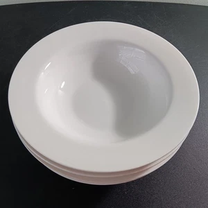 Set Of 4 Unused Pier 1 Imports 5/8" New Essentials Classic White Pasta Bowls - Picture 1 of 6