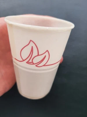 Tazas de papel SWEETHEART de colección años 80-90 - PREFERENCIA - Hoja roja - ¡200 unidades! - 6 oz Foto 1 de 4