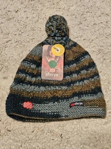 SHERPA Adventure Gear 100% LambsWool Beanie W/POM - Phills - Chetek Wisconsin - Bild 1 von 4