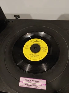 ROGER MILLER 'King Of The Road/England Swings' 7" 45 rpm vinyl play graded Tag - Picture 1 of 3