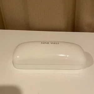 Nine West White Clamshell Glasses Case 6"x3" Hard Shell Eyewear Protector - Picture 1 of 6