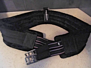 Contour Girth Fleece lined by Horse Master 52'' black - Picture 1 of 10