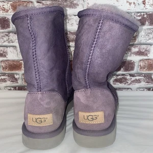 UGG Classic Short II Stiefel Damen 10 Wildleder fuchsia lila pflaume halbhoch (kein Etikett) - Bild 1 von 14