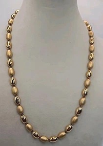 Vintage polierte goldfarbene ovale Perlenkette strukturiert 20 Zoll - Bild 1 von 4